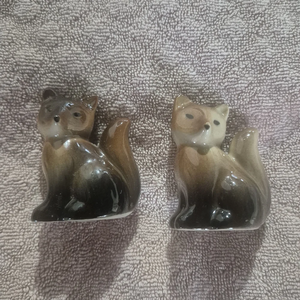 Ceramic Fox Small Pet Figurine - Brown/Black